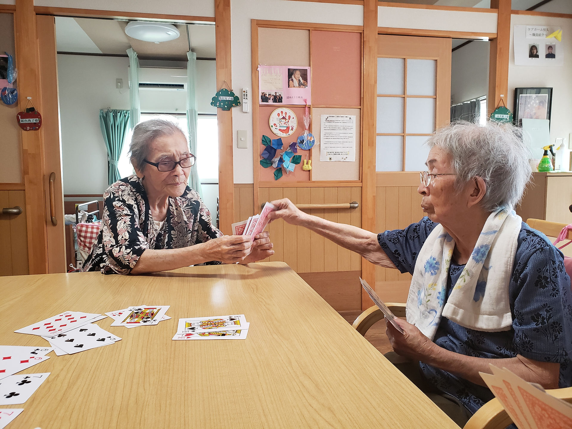 トランプ (1)