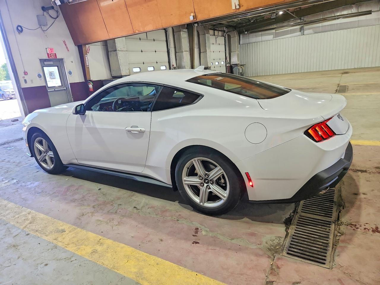 2026 FORD MUSTANG