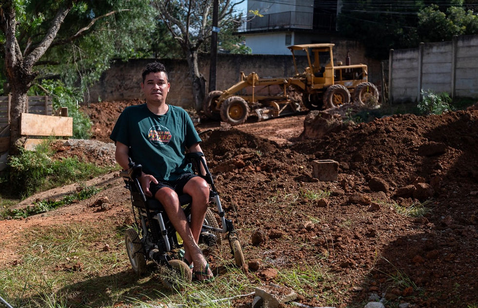 Prefeitura começa a levar asfalto para todas as “serras” da Vila São Gabriel