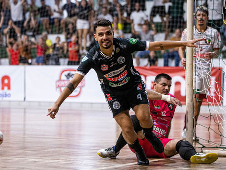 Contorno faz 5 a 1 no Colombo e mantém sequência invicta na Série Bronze