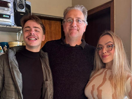 🧑🧒🧒💙 Dia dos Pais: Presença Paterna Vai Muito Além de Presentes e Datas Comemorativas