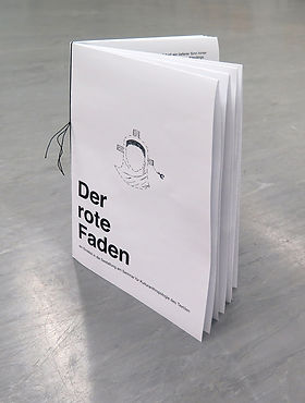 Buchprojekt_07_der_rote_faden3_stehend2 start.jpg