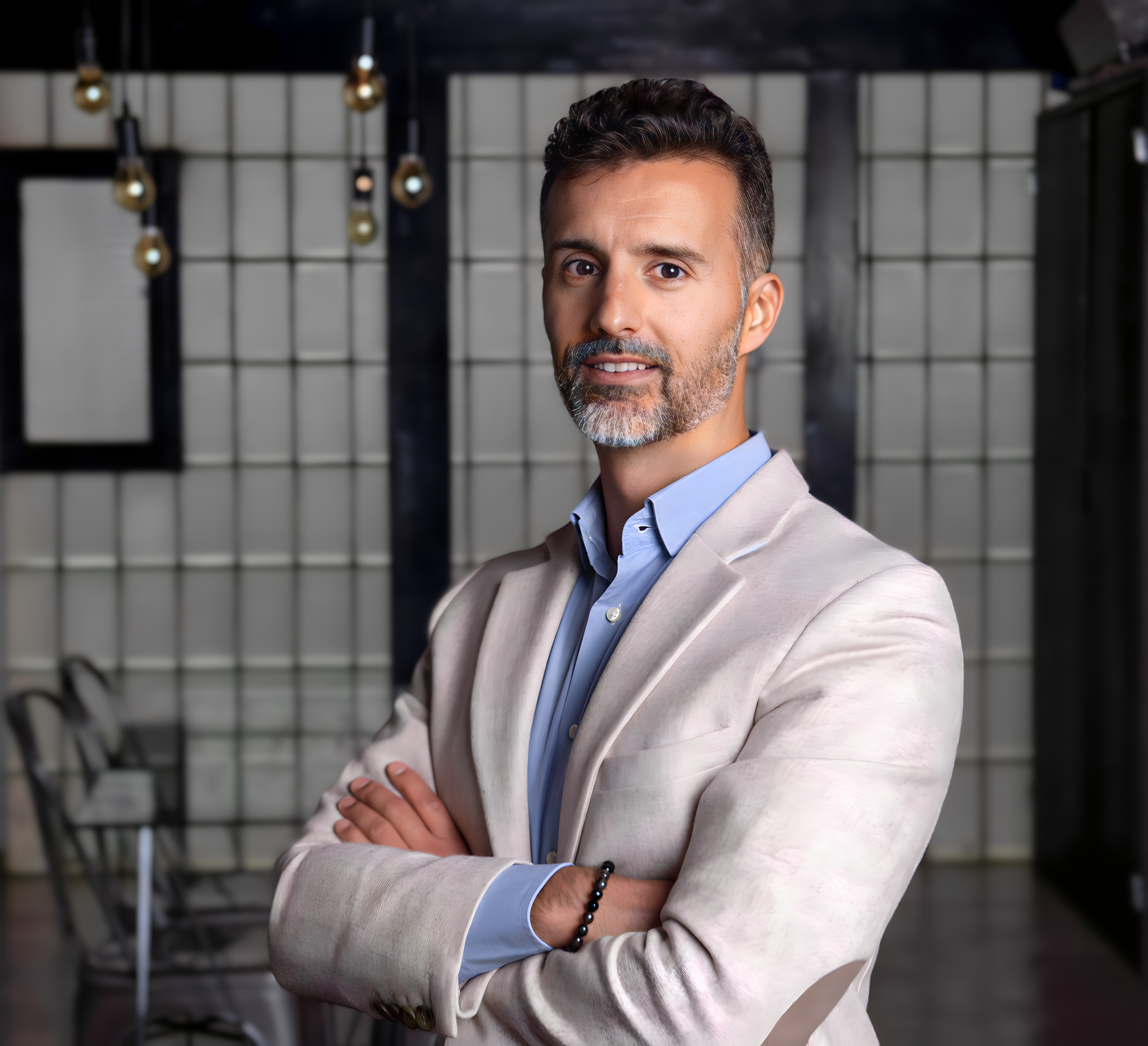 Writer: Dr Jordi Escartín