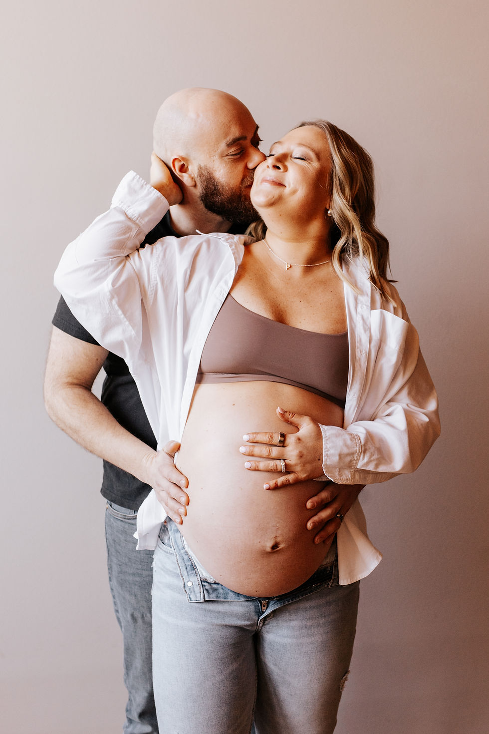 Maternity Portrait in Chicago, IL