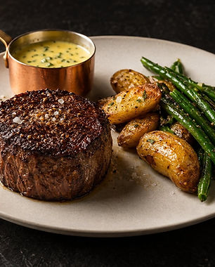 Seared 9 oz filet mignon with Bearnaise, fingerling potatoes and green beans