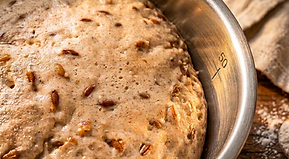 Roggensauerteig - Brot mit Champagerroggen 100%