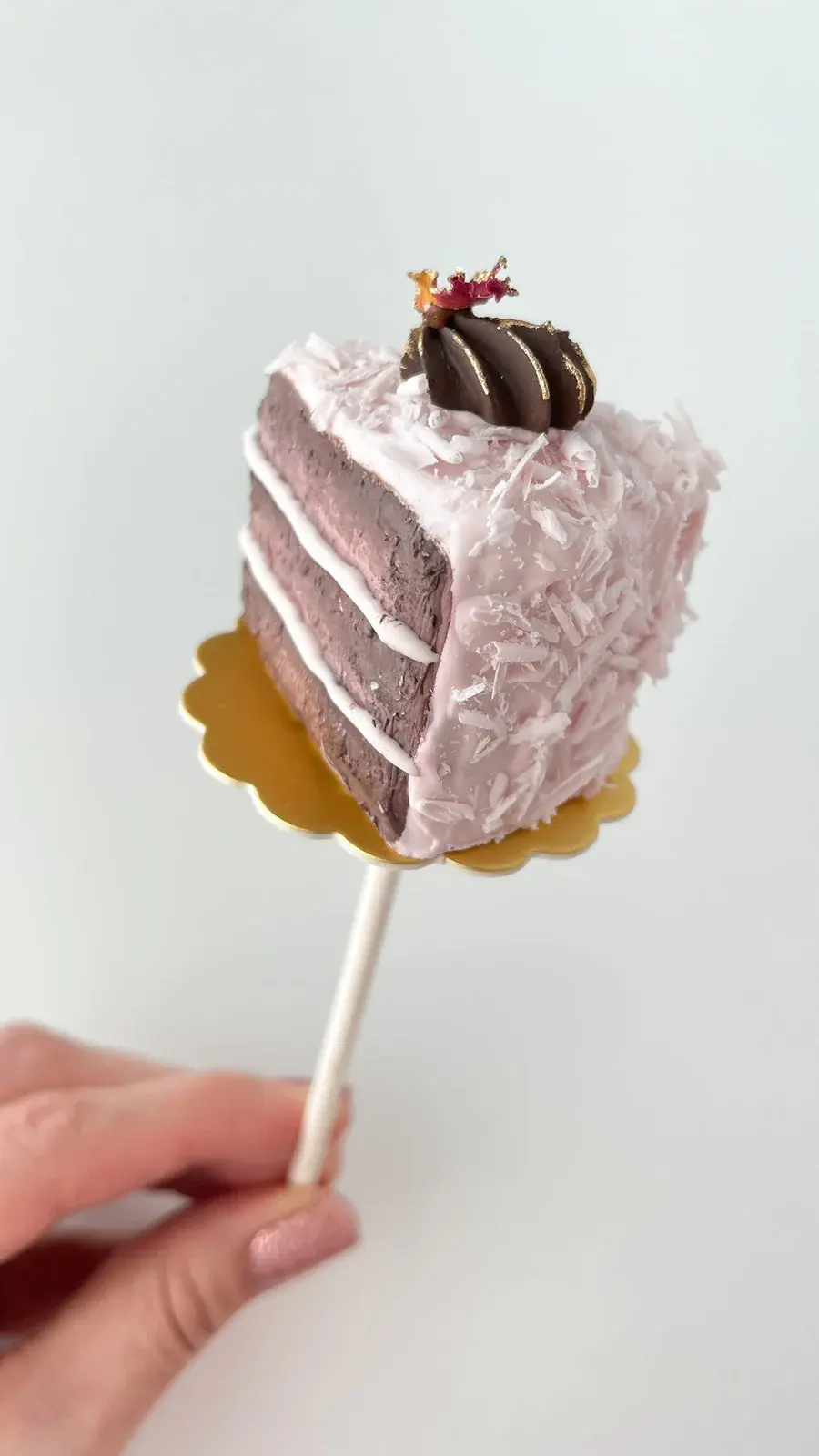 My Little Cakepop Cake Pop Boards, Scalloped Edge (50 pcs), Champagne Gold, my little cakepop, gold cakepop boards, cakepops