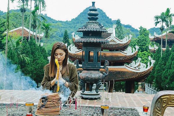 Nằm Mơ Thấy Đi Chùa Đánh Số Gì? content media