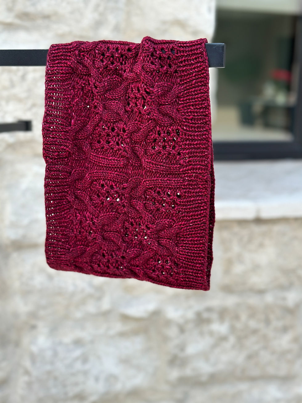 Thumbnail: Garnet Cowl Pattern