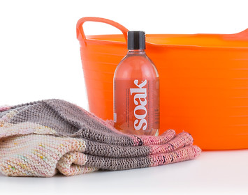 phil_basin_orange_soak_full_yuzu_knit.jpeg