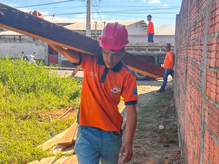 Prefeitura intensifica reconstrução de trapiches com duas frentes de trabalho em Cruzeiro do Sul