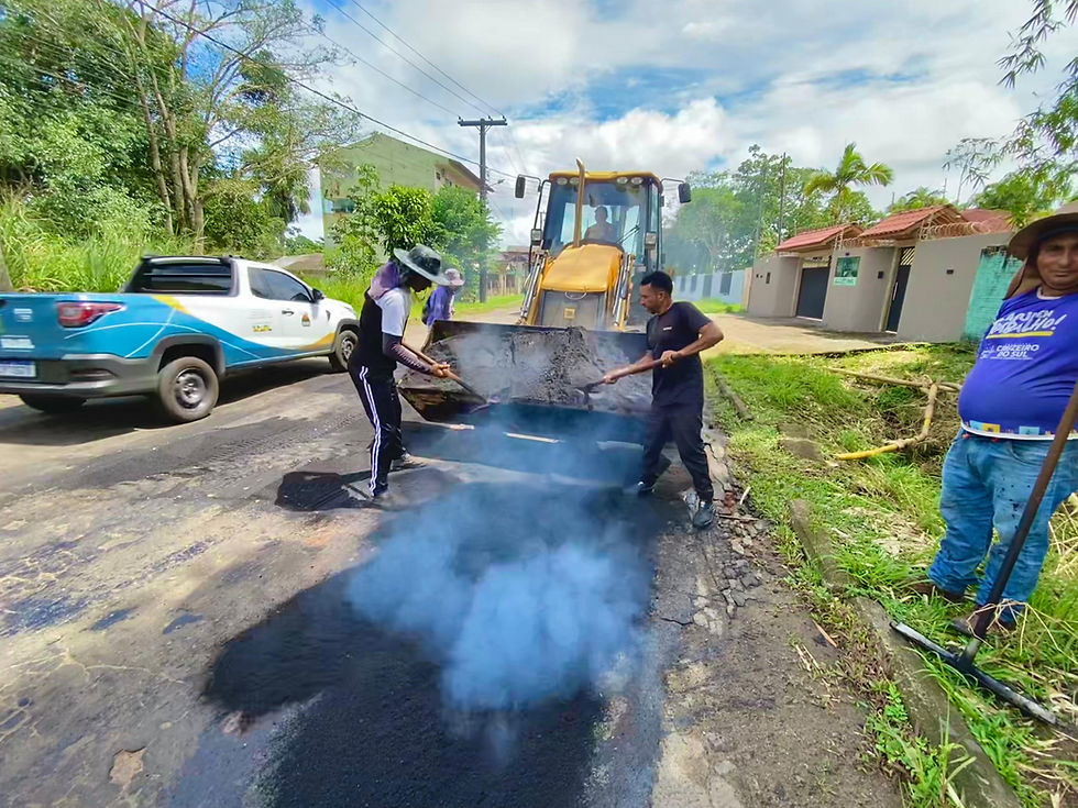Prefeitura mantém ritmo acelerado em ações de manutenção e infraestrutura urbana em Cruzeiro do Sul