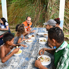 Prefeitura de Cruzeiro do Sul mantém 34 famílias atingidas pela enchente do Rio Juruá em 6 abrigos