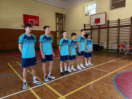 Наші учасники з волейболу проєкту «Пліч-о-пліч. Шкільні ліги Закарпаття»