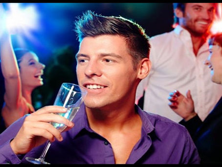 วิธีดูแลผิวหน้าหนุ่มๆ หลังปาร์ตี้