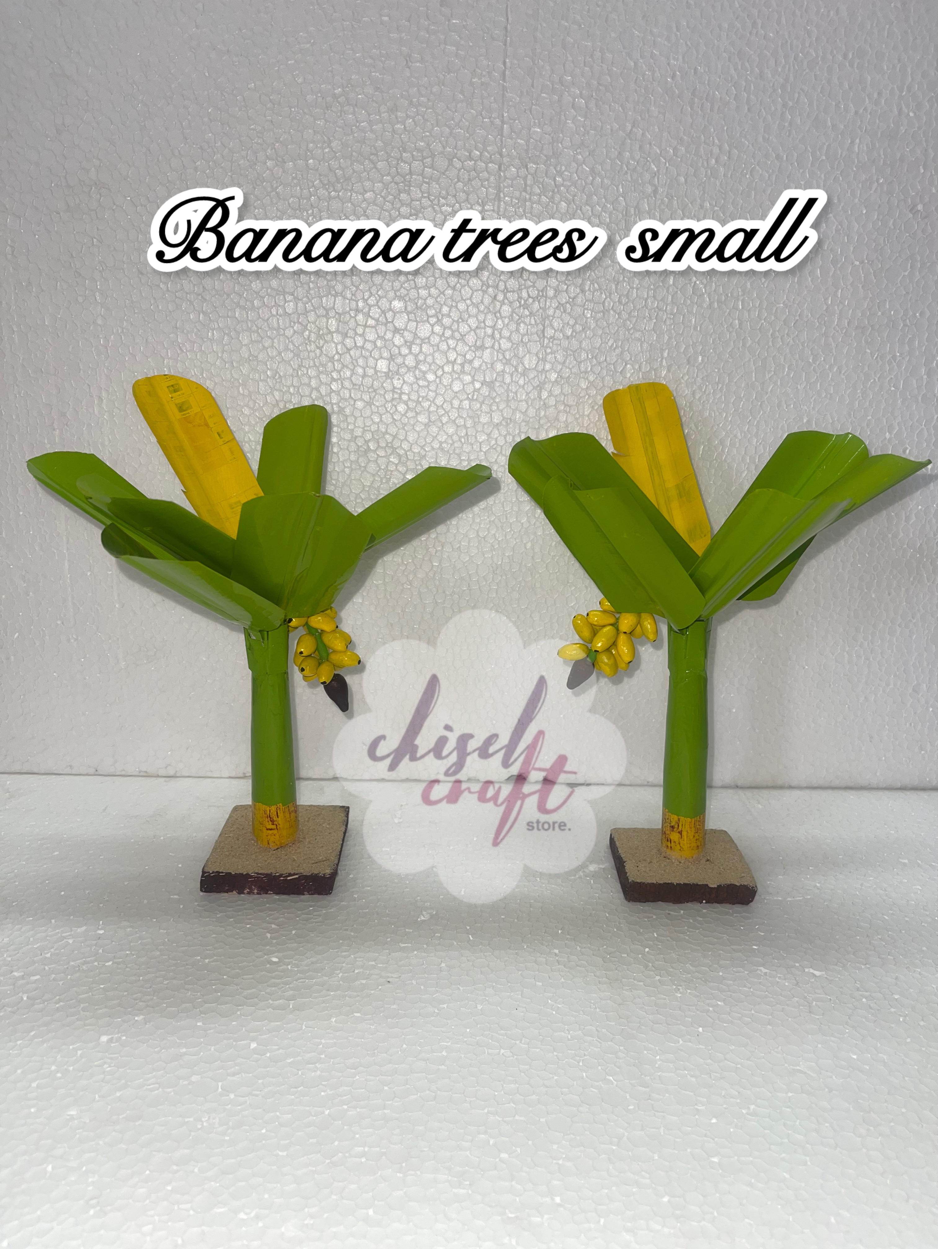 Banana trees small pair 