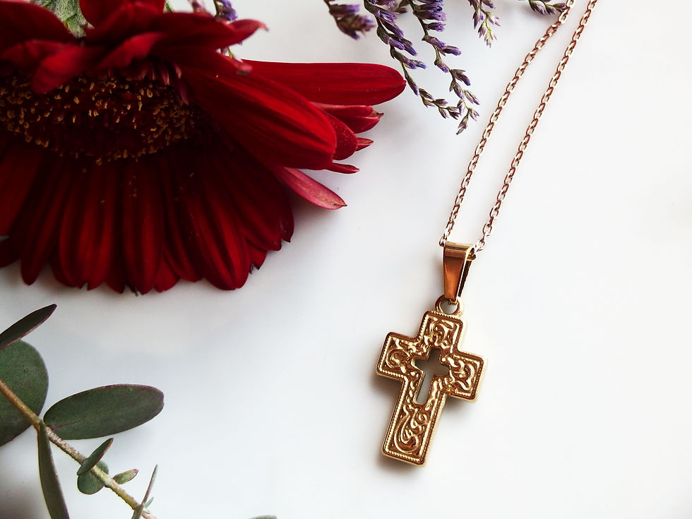 섬네일: クロス型・ステンレスネックレス 【ゴールドプレート】