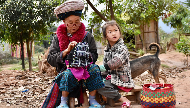 Ethnie femme Yao au Laos, ORLA Tours