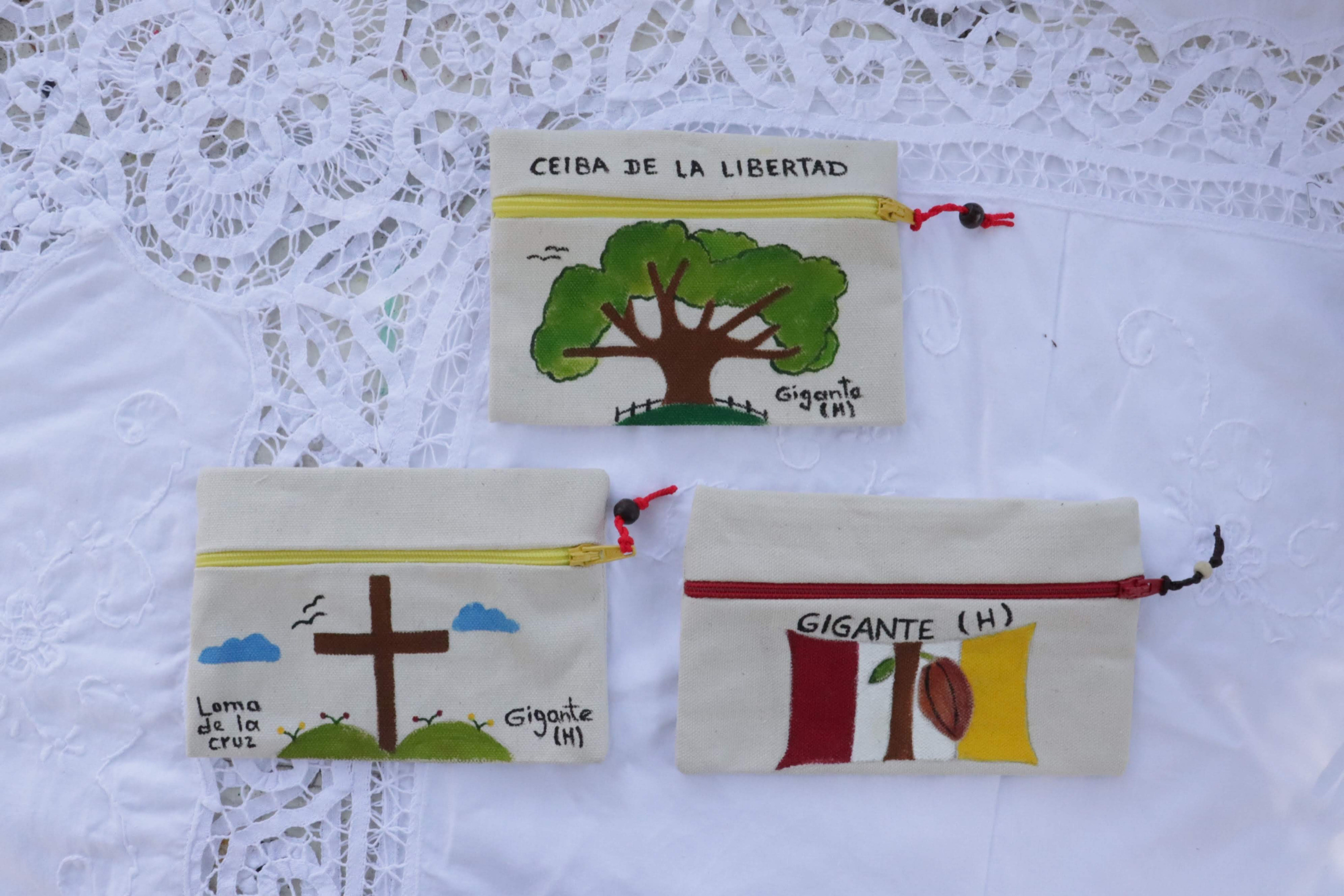 Bolso monedero en tela