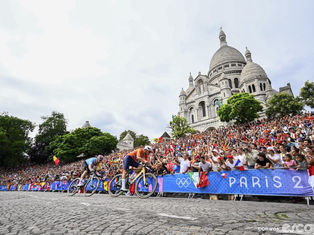 Artful Ascent: Tour de France in Montmartre