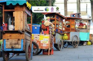 Pedagang Kaki Lima Wajib Sertifikasi Halal