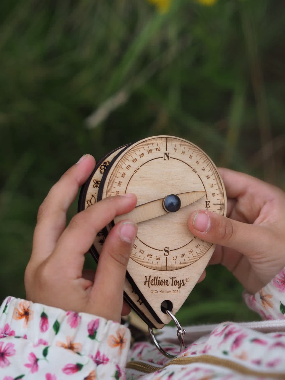 Pocket Explorer - Compass