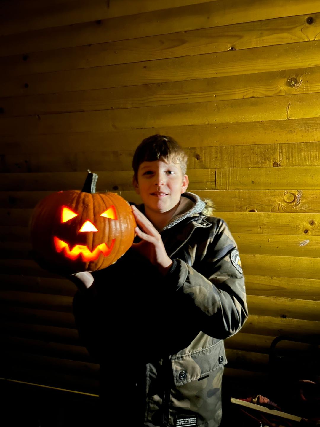 Writer: Bodor Tamás