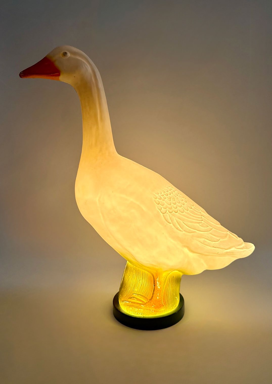 Lot 18 — BLOW MOLD GOOSE LAWN ORNAMENT LIGHT