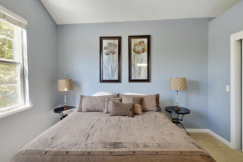 Upper Level-Master Bedroom-DSC0558