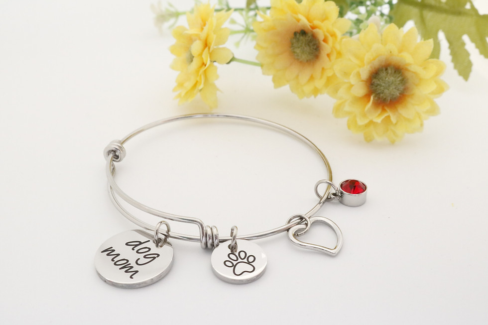 Postman's Trinkets dog mom bracelet silver