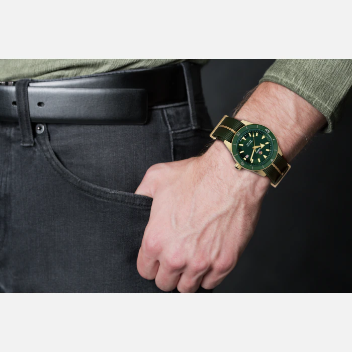 Thumbnail: Captain Cook Automatic Bronze - R32504317