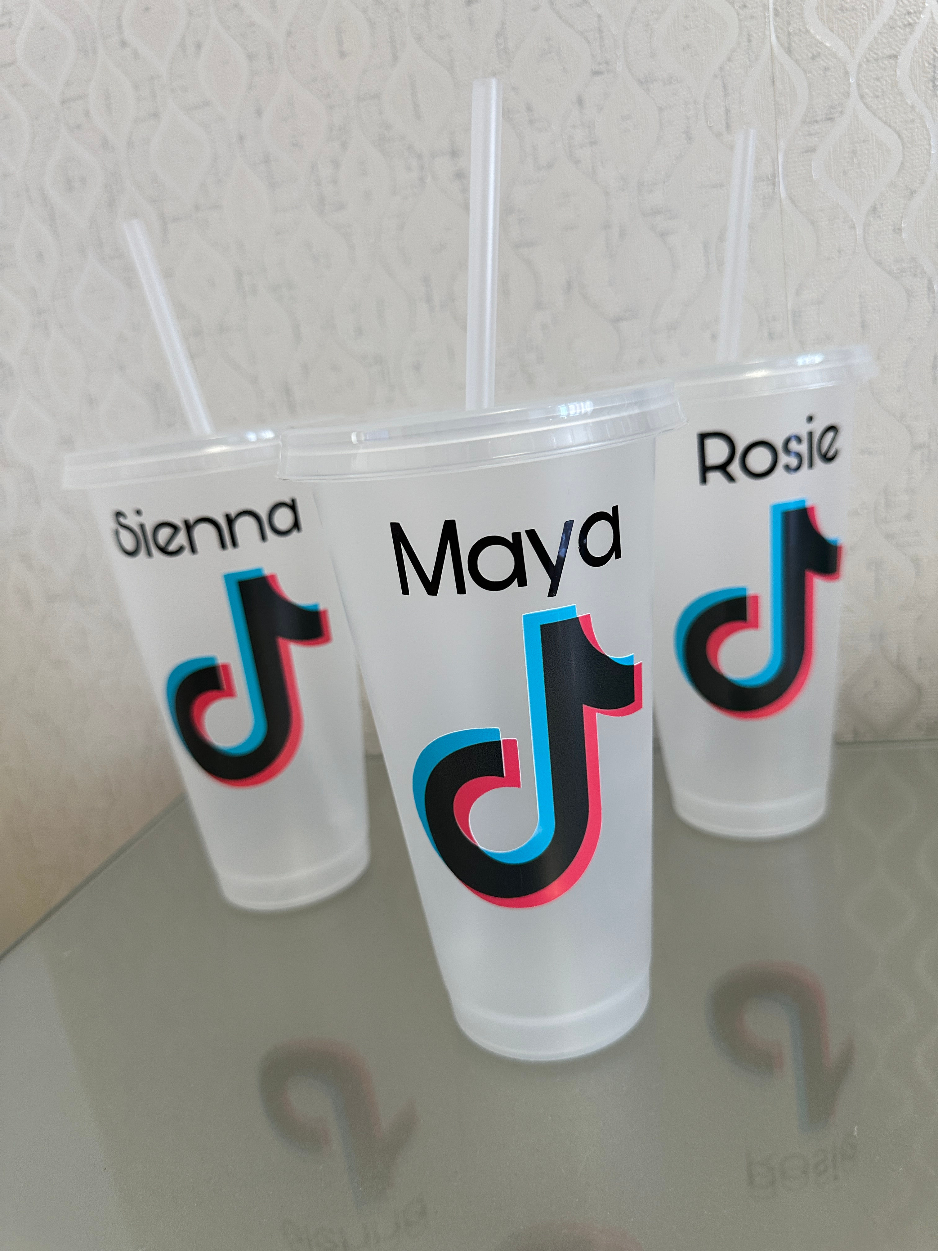 Personalised TikTok Cold Cup with Lid
