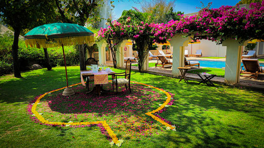 Special breakfast setup at Oberoi Vanyavilas hotel in in Ranthambore, India, on Elegant Escape, the best luxury Travel Blog.