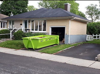 service location conteneurs petits formats à québec pour débris matériaux recyclables