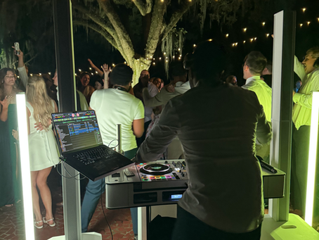 Charleston Wedding Playlist for All Ages | Multi-Generational Dance Floor Tips