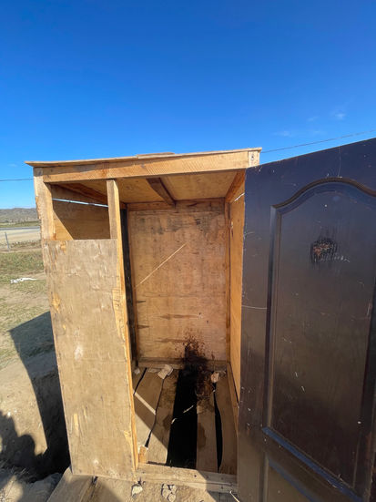 Road-side market toilet