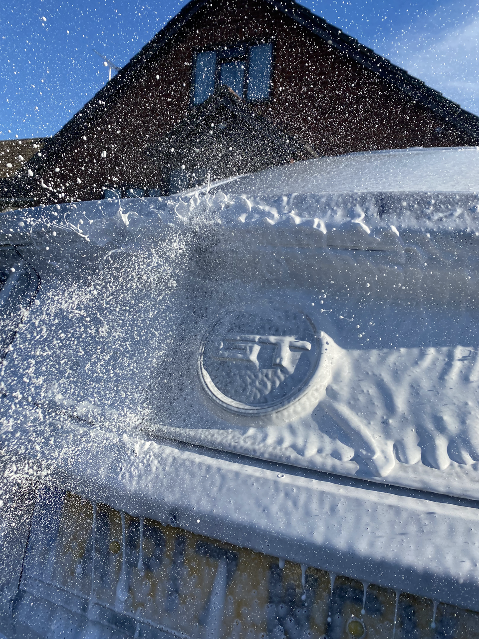 Valeting, Detailing, Mobile Service, Mobile car cleaning, Snowfoam, Ipswich, near me, Suffolk, Felixstowe