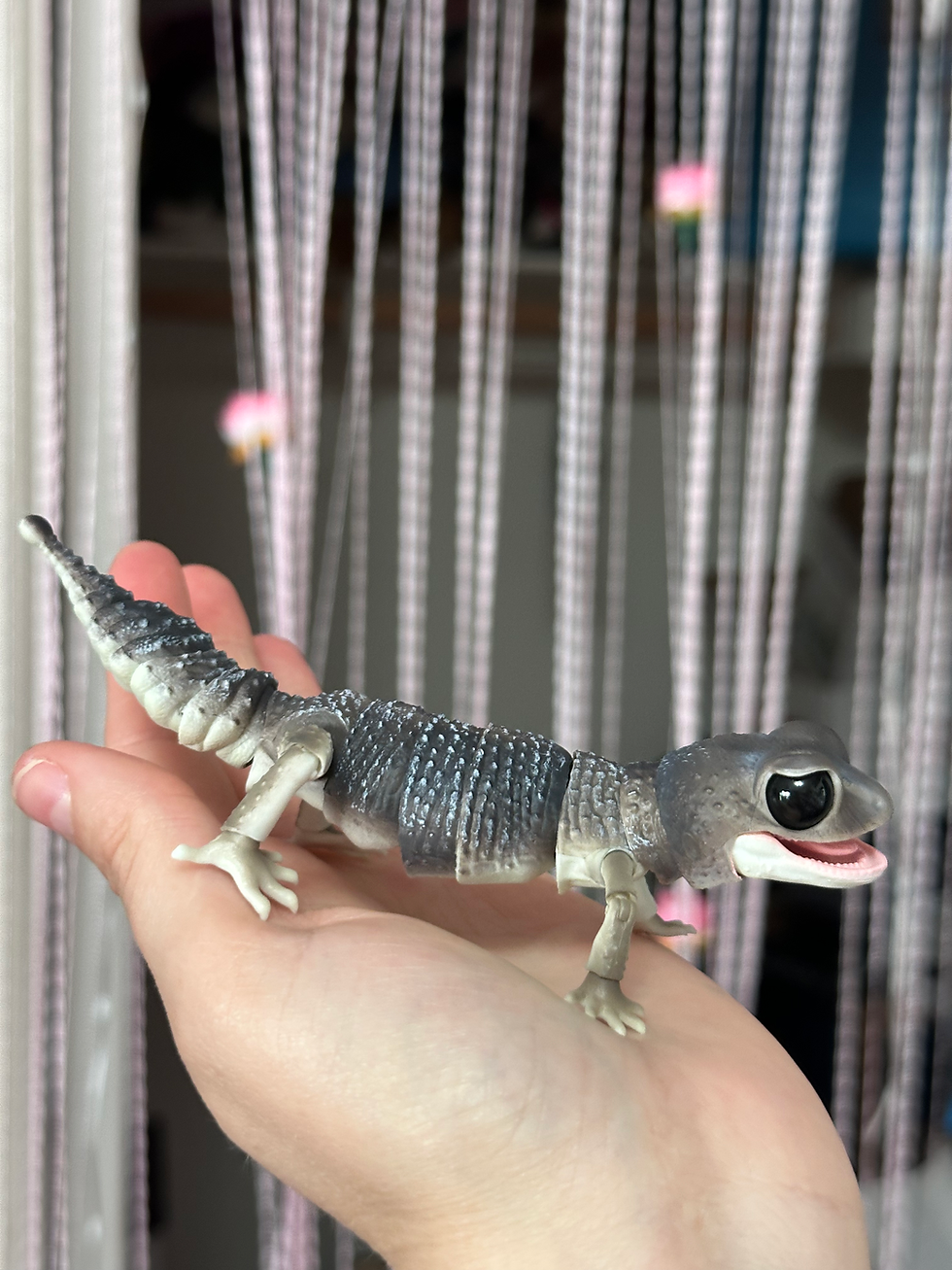 Thumbnail: Melanistic Knobtail Capsule Toy Gashapon FROM JAPAN! REALISTIC!