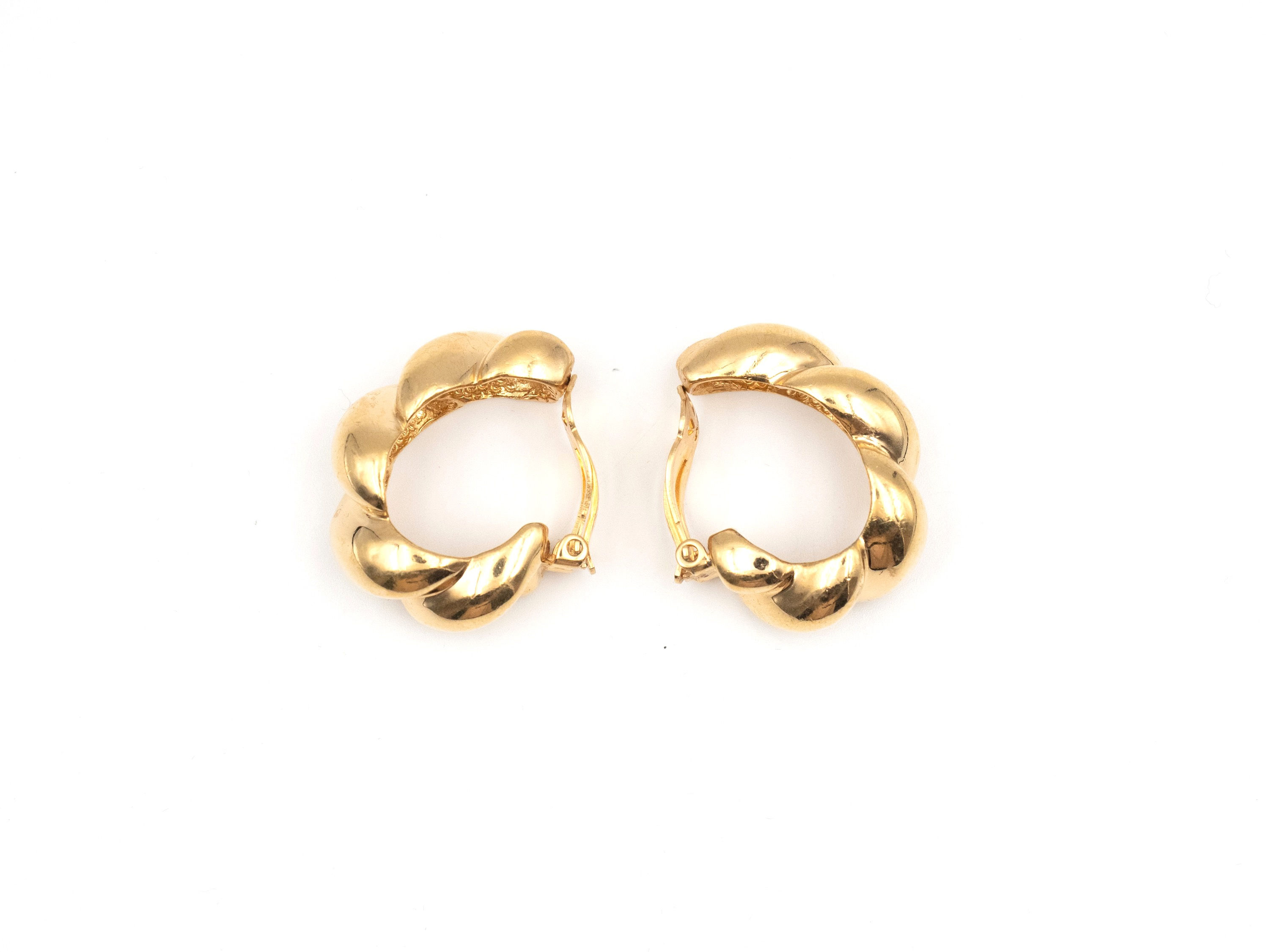 CINER vintage clip on earrings