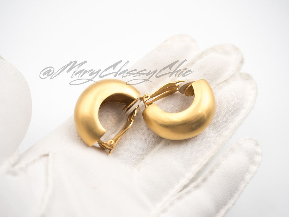 Thumbnail: ST. JOHN satin gold tone semi round clip on earrings