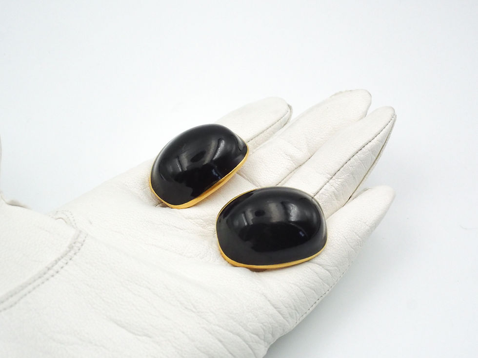 Thumbnail: Vintage chunky black enamel oval earrings