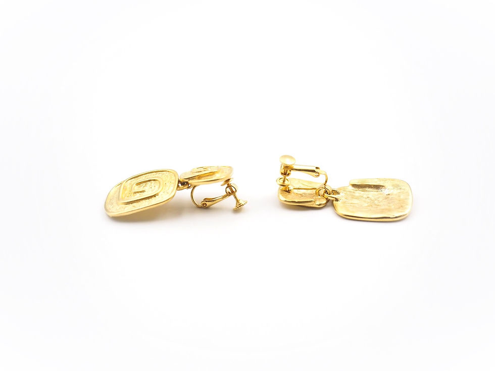 Thumbnail: Vintage gold tone pending clip on earrings