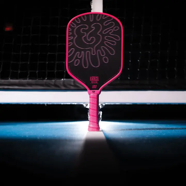 Thumbnail: Filth 16mm Pickleball Paddle - Hybrid (White/Pink)