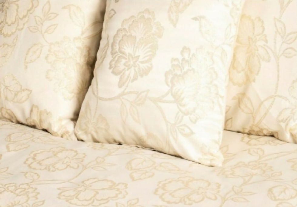 Gold "Brezos" cushion cover close up