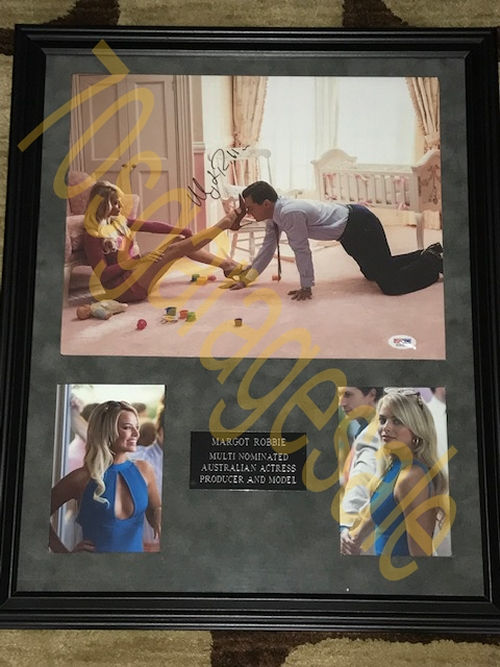 Thumbnail: Robbie Margot Robbie Autographed Item (PSA)