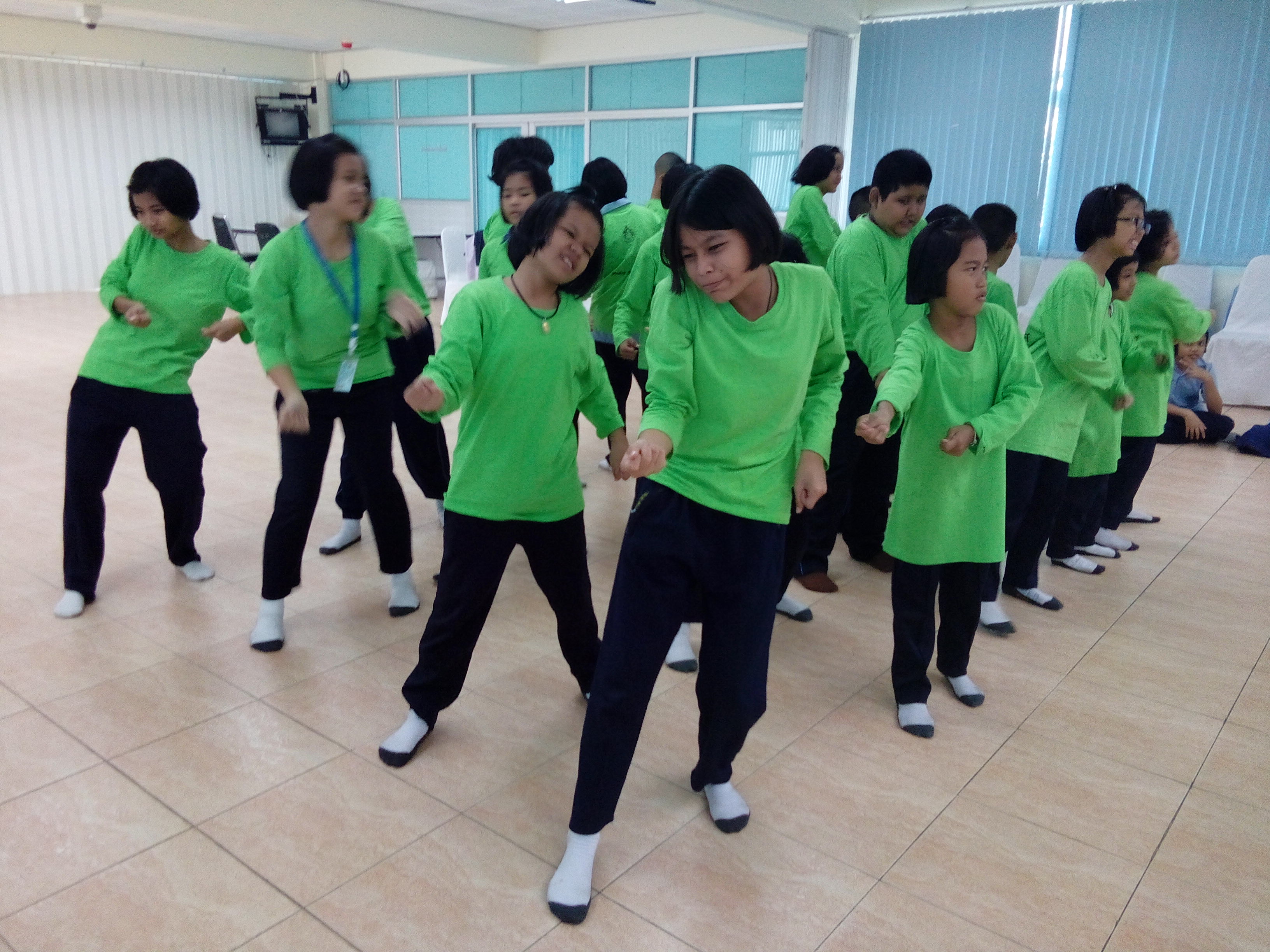 Mime For Deaf Children Konnakhaomime mime for deaf children konnakhaomime