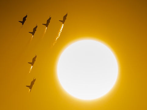 Backlight aviation photography: the hardest light in plane photography!