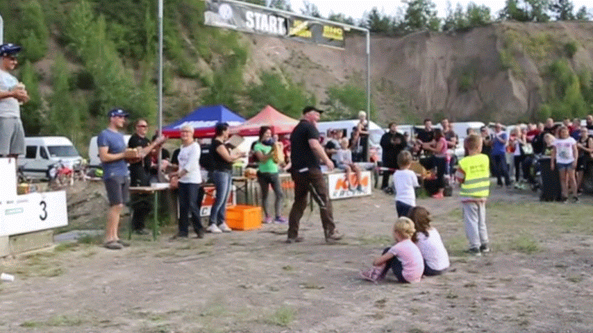 2O9A0282.gif