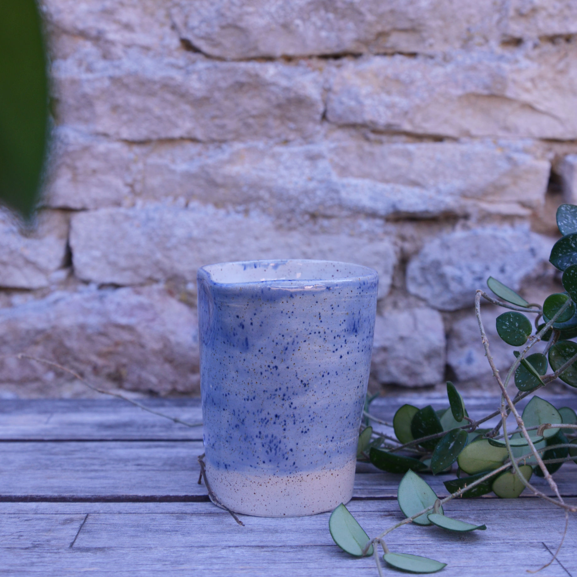 Mug bleu en céramique