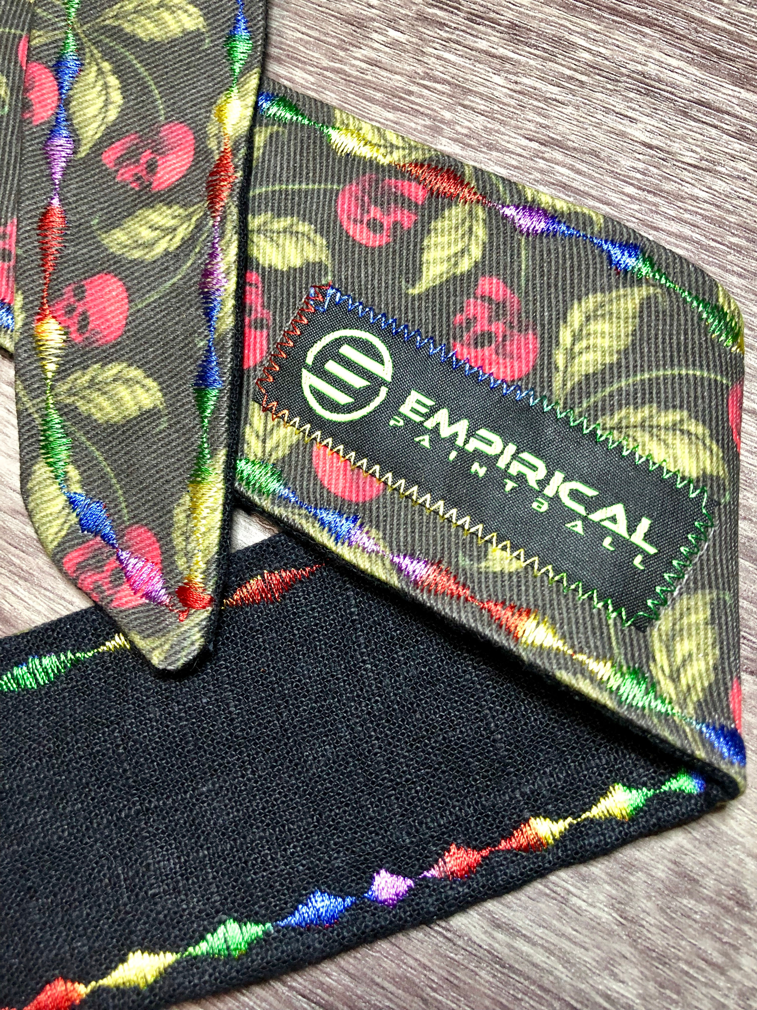 Red Skull Leaf Headband - 🌈 Rainbow Stitching